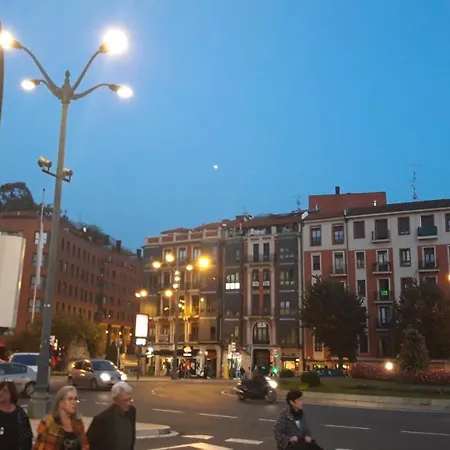 Individual Con Tv Centro Privatunterkunft