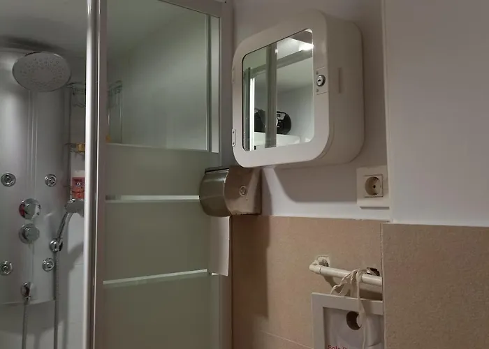 Habitación Individual Con Tv Centro Quarto em Acomodações Particulares