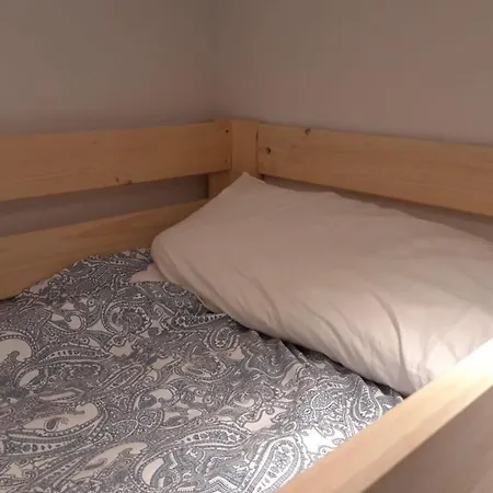 Homestay Individual Con Tv Centro